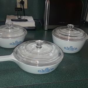 Corningware set w/blue floral print